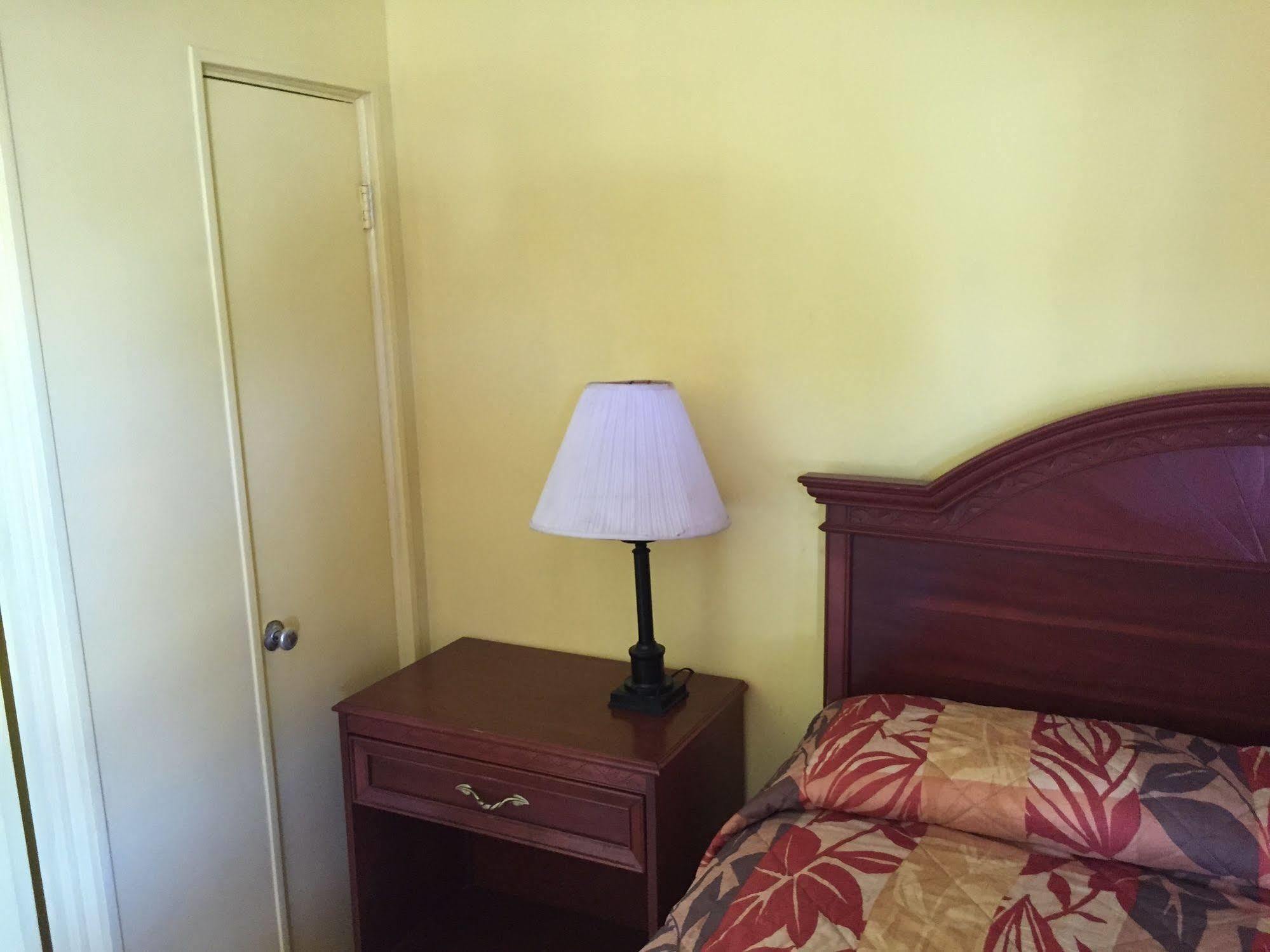 Twi Light Motel Holly Hill Kültér fotó
